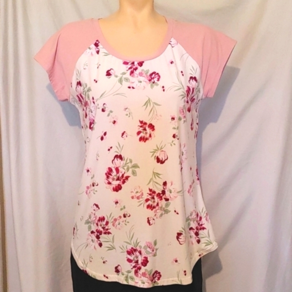 Ultra flirt floral print tee shirt